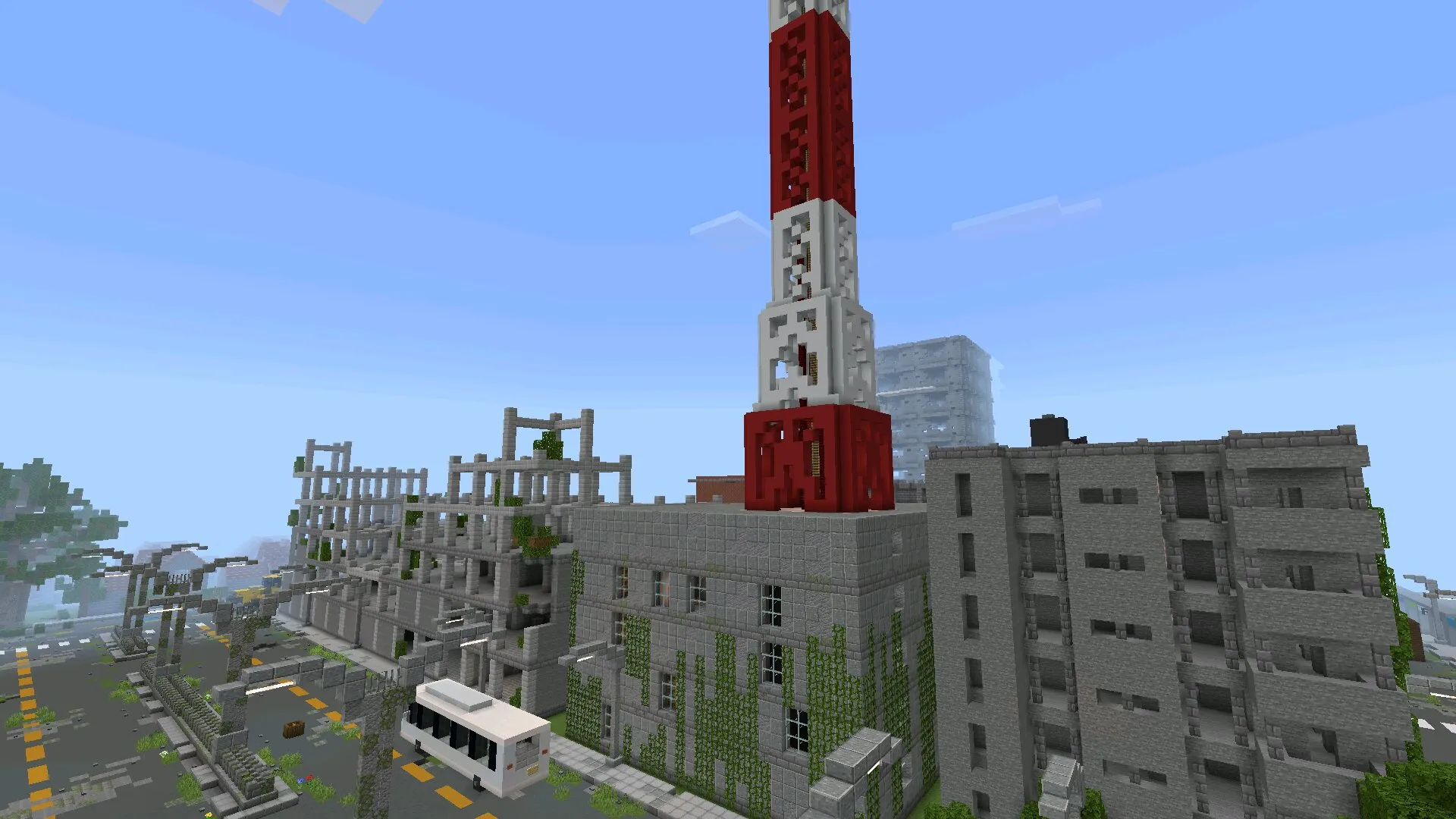 Башня из карты на Заброшенный Город в Майнкрафт ПЕ