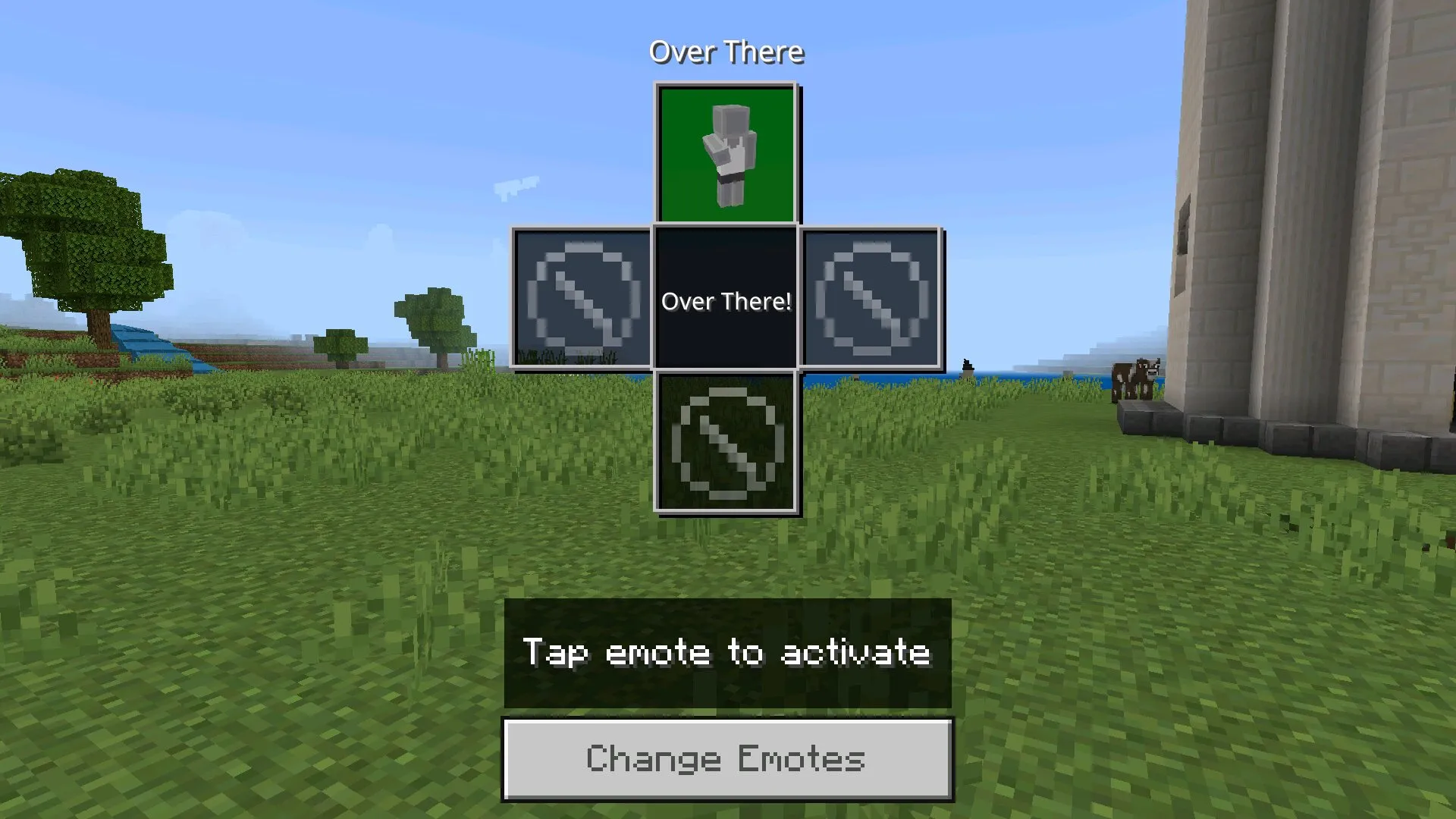 Эмоции из мода на предметы в левой руке в Майнкрафт ПЕ