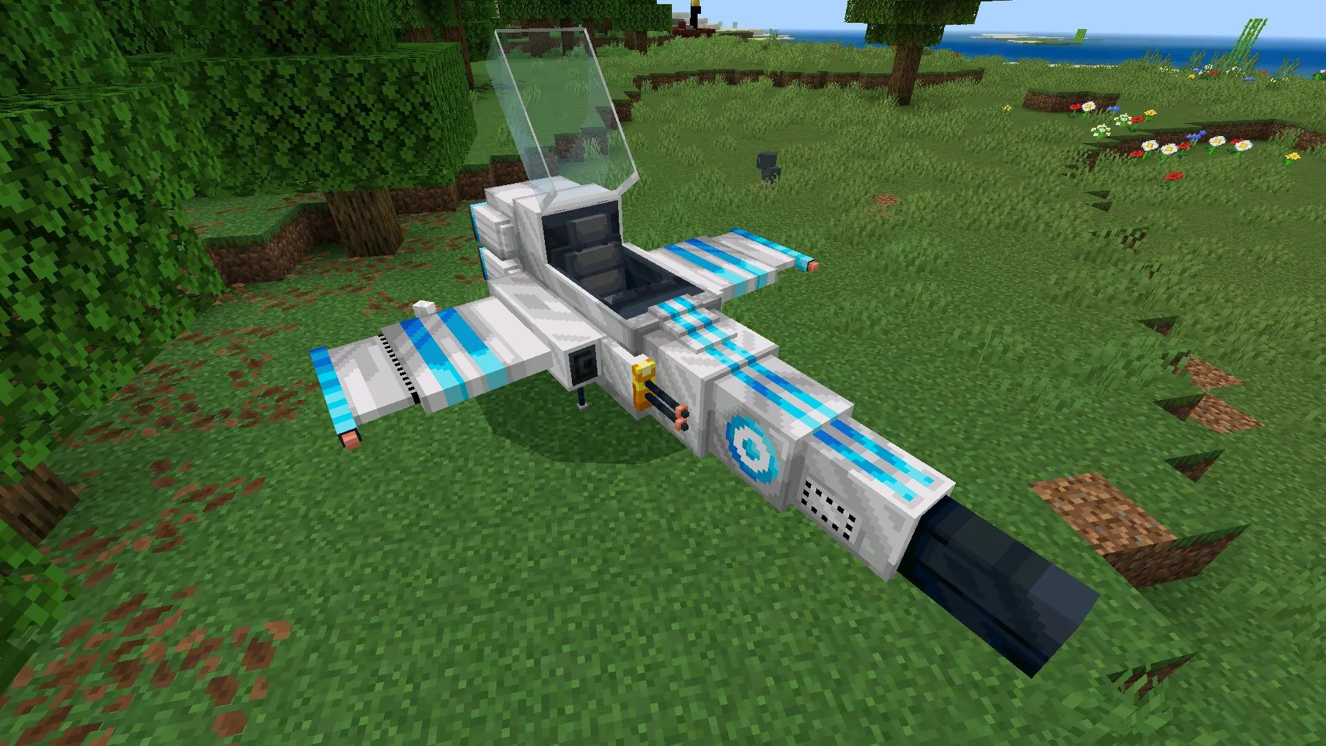 Транспорт из мода на инопланетян в Майнкрафт ПЕ